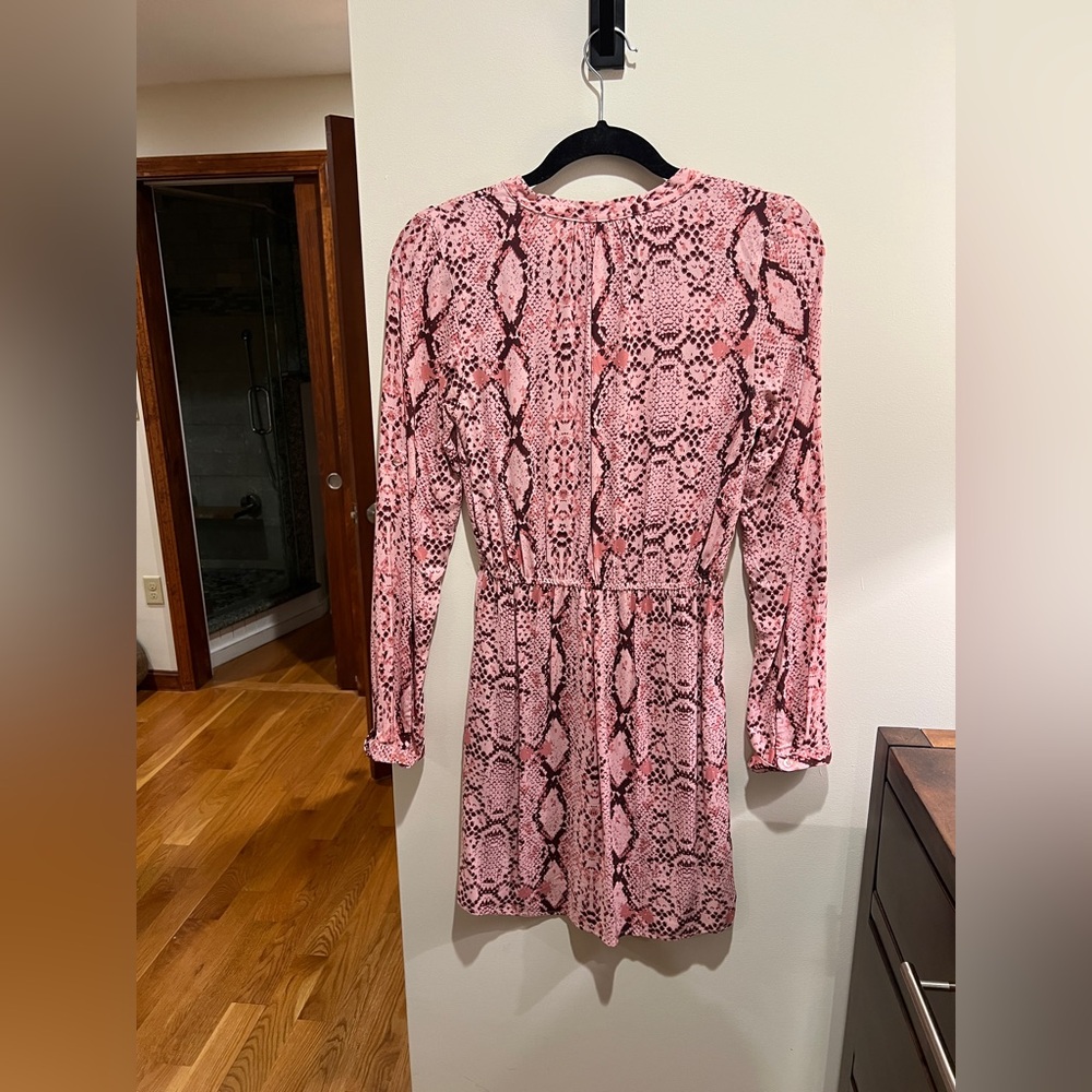 snake print v-neck dress by Loscana - Picture 3 of 5